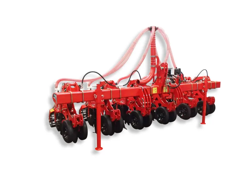 Kverneland Kultistrip 4500F sávművelő