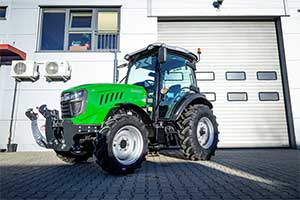 Fotrak MK 504C / MK 504R traktor fülkés/fülke nélküli kivitel 50LE (36,8kW)